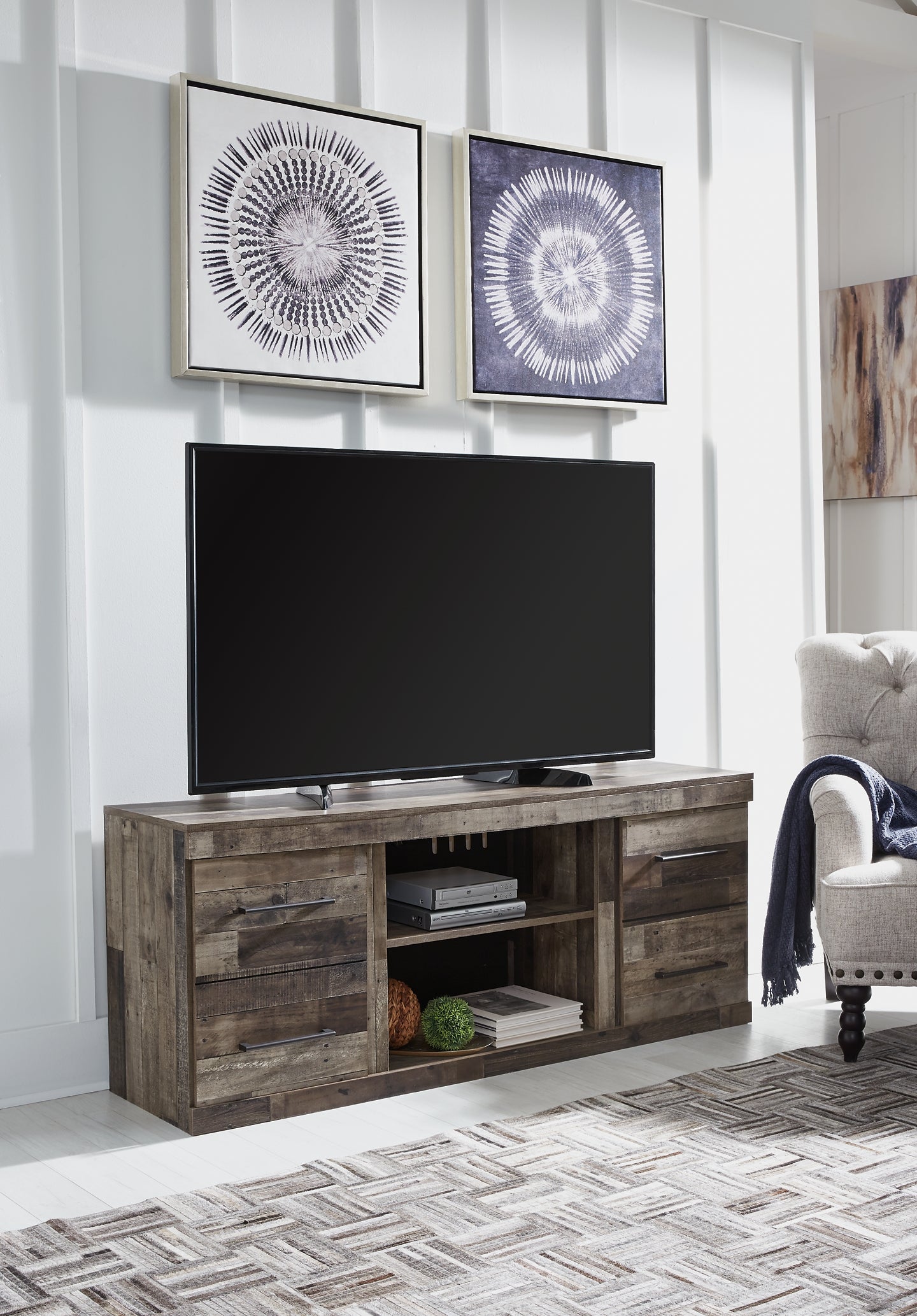 Derekson LG TV Stand w/Fireplace Option
